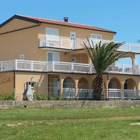 Apartmani Starcevic Vir Exterior photo